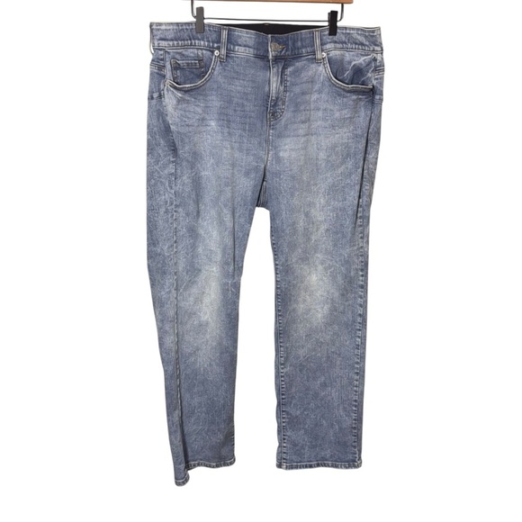 Torrid Bombshell Straight High-Rise Jeans Blue Acid Wash Size 20 - Picture 2 of 15